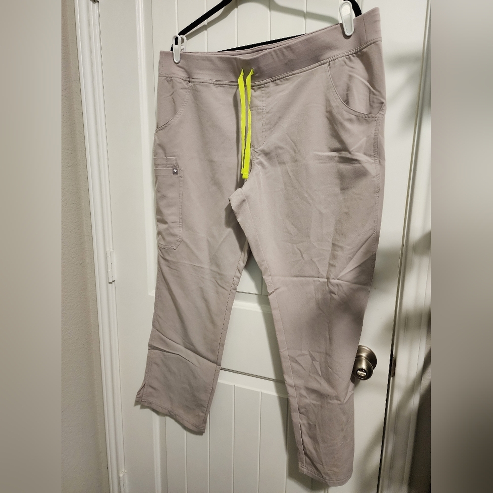 Figs Kade scrub pants